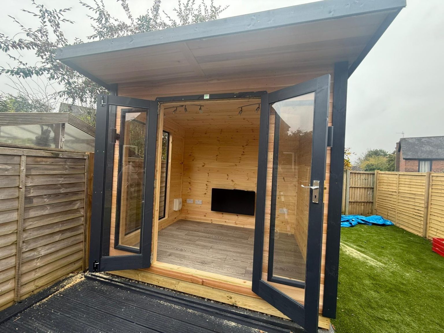 Cedarwood Royal - Image 14
